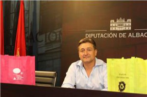 Campaña para reducir las bolsas de plástico en la Feria de Albacete