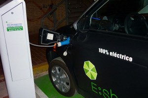 Industria destina siete millones para fomentar la implantación del vehículo eléctrico