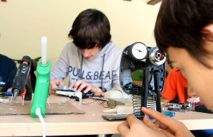 Pamplona acogió con éxito el evento de educación ambiental "¿Te Suenan los RAEE?"