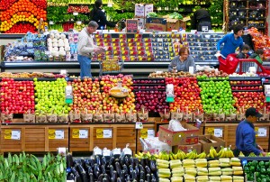 Frente al desperdicio de alimentos, la campaña pretende que se done a organizaciones benéficas la comida sobrante