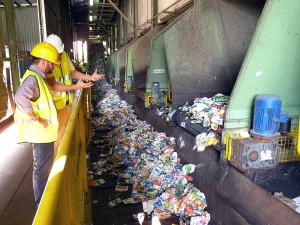 La planta de gestión de residuos de Almería recibe hasta 85.000 toneladas anaules