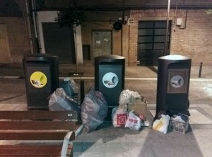 Galdakao tomará medidas contra quienes dejen bolsas de basura en la vía pública