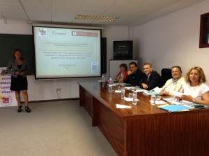 Presentación de la tesis sobre gestión residuos en Chimborazo