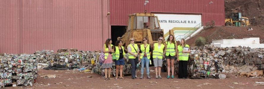 Científicas estadounidenses visitan Zonzamas para conocer la gestión de residuos de Lanzarote