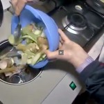 Un robot ‘comebasura’ en la cocina