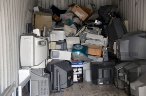 Las tiendas online tienen obligación de recoger de forma gratuita los residuos electrónicos a la venta de un nuevo aparato
