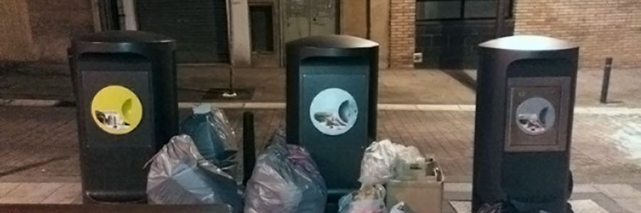 Galdakao (Bizkaia) contempla sancionar a quienes dejen basura en la vía pública