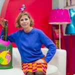 Contenedores customizados por Agatha Ruiz de la Prada para conmemorar el Día Internacional de la Mujer