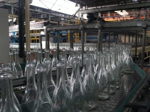 La industria europea de envases de vidrio, contra los objetivos de reutilización en el paquete de economía circular