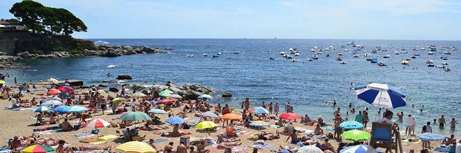 Analizan los efectos de los residuos generados por el turismo en las islas del Mediterráneo