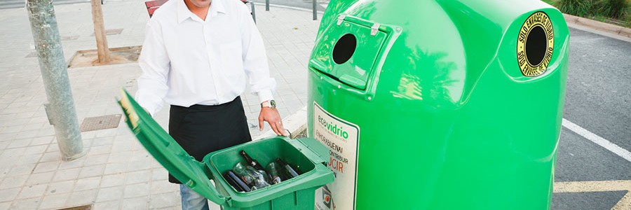 El reciclaje de vidrio en el contenedor verde crece un 4% y supera las 750.000 toneladas