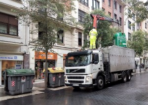Camión de recogida selectiva de residuos