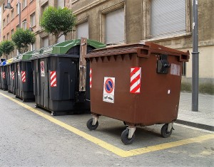 Zaragoza ensayará la recogida de materia orgánica con el quinto contenedor