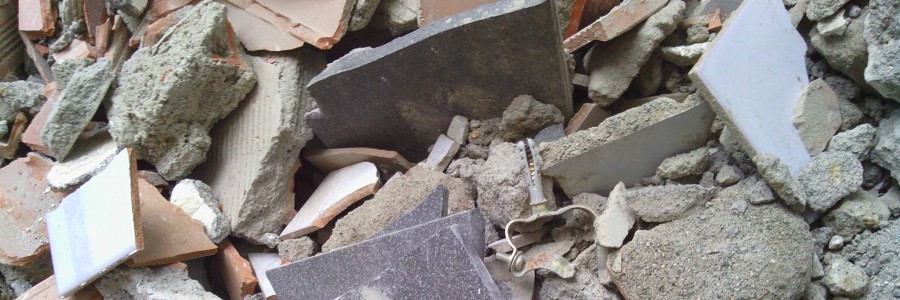 Denuncian vertidos incontrolados de residuos de construcción en Ourense