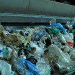 Los residuos plásticos en España: aprobado en reciclaje, suspenso en vertederos