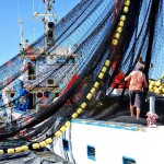 Pescadores comprometidos con la recogida de basuras marinas