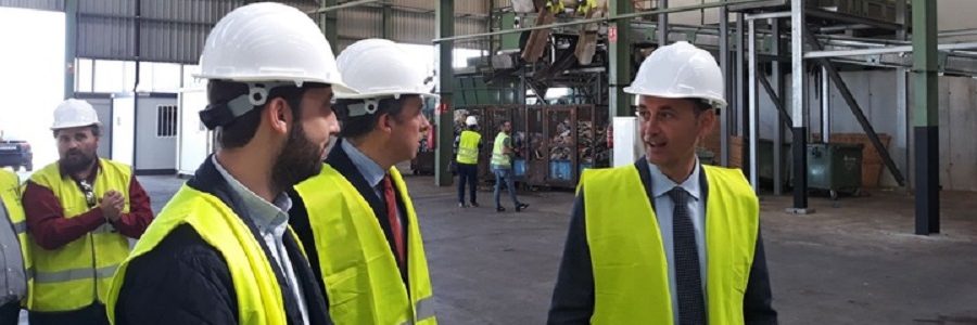 La Región de Murcia invertirá seis millones de euros en la modernización del centro de tratamiento de residuos de Lorca