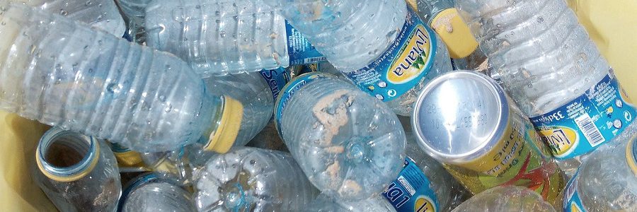 Pamplona ensayará en Sanfermines un sistema que premia económicamente el reciclaje de envases