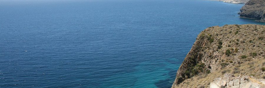 El Parque Natural Cabo de Gata-Níjar desarrollará un plan de acción contra los residuos marinos