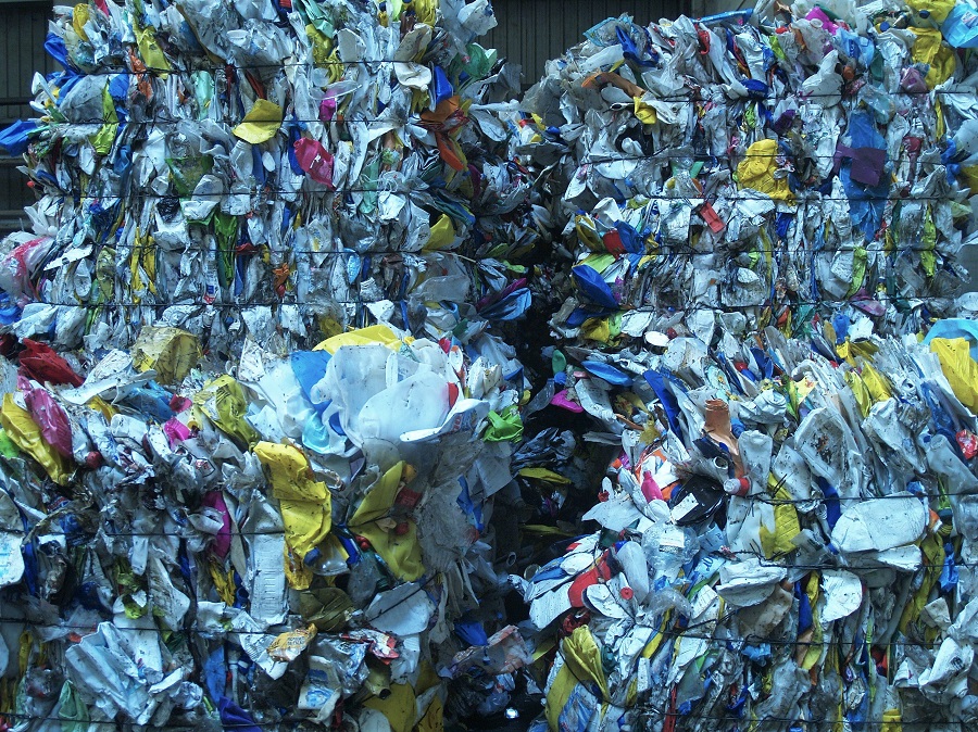 Residuos plásticos para reciclar