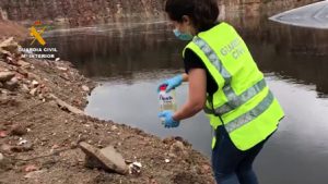 El SEPRONA detecta un vertido de residuos contaminados en Barcelona