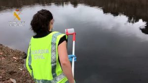 El SEPRONA detecta un vertido de residuos contaminados en Barcelona