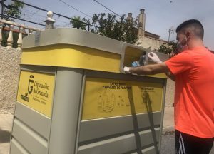 Contenedor de envases en Granada