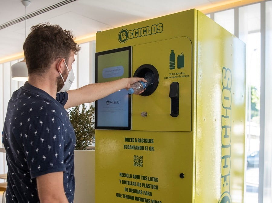 Ecoembes instalará máquinas que compensen por reciclar