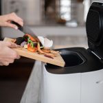 La startup canadiense Tero lanza un dispositivo doméstico que convierte los residuos en abono en solo unas horas