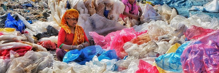 Cómo poner freno al comercio ilegal de residuos plásticos