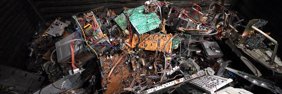 El reciclaje de residuos electrónicos y pilas aguanta la pandemia