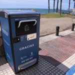 Málaga instala cien papeleras compactadoras activadas con energía solar