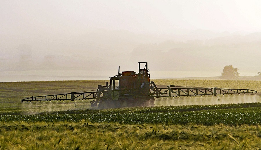 Encuentran nuevas sustancias nocivas en pesticidas agrícolas