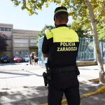 Detenida una mujer en Zaragoza por agredir a dos agentes tras multarle por dejar la basura fuera de los contenedores