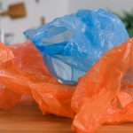 Cataluña reduce un 70% el uso de bolsas de plástico desechables en solo dos años
