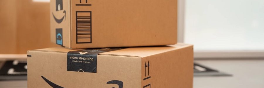 Amazon elimina los embalajes de plástico de un solo uso en sus envíos en el Reino Unido