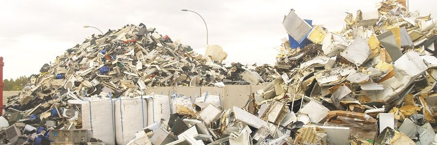 La patronal del reciclaje denuncia la «discriminación a las empresas privadas» en la nueva Ley de residuos