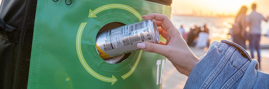 La mitad de los consumidores reclaman más contenedores de reciclaje en espacios públicos