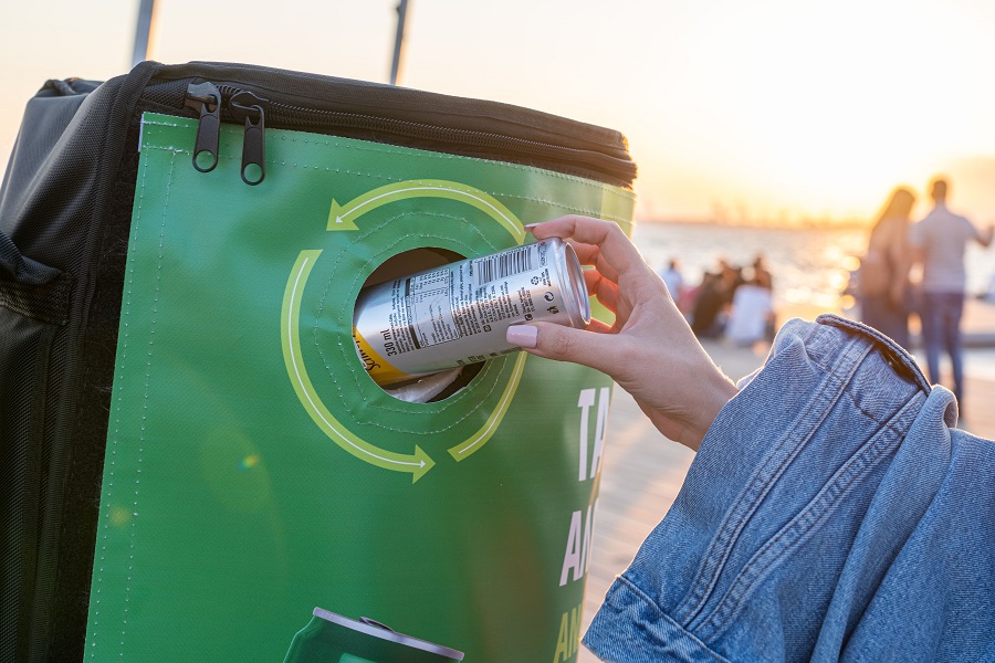 Los consumidores quieren más contenedores de reciclaje