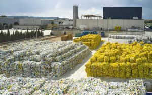 El rHDPE reduce un 88% la huella de carbono frente al HDPE