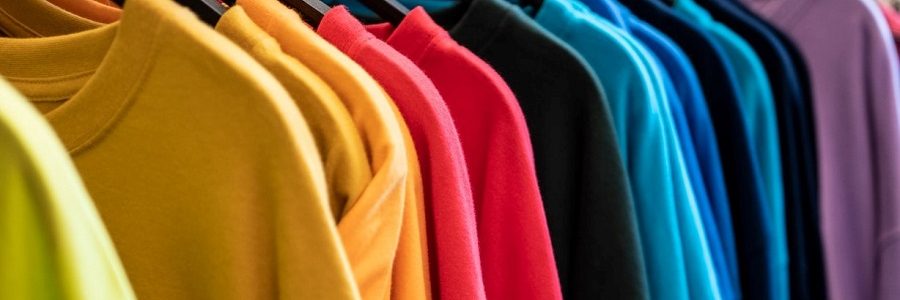 Carbios se asocia con firmas de ropa deportiva para llevar el reciclaje enzimático al sector textil