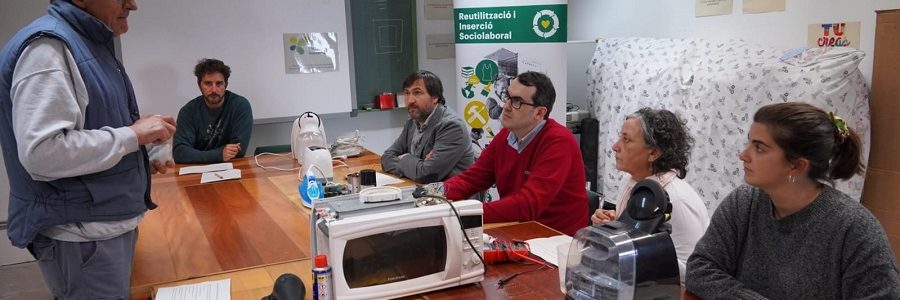 Baleares impulsa la reparación y reutilización de pequeños aparatos electrónicos