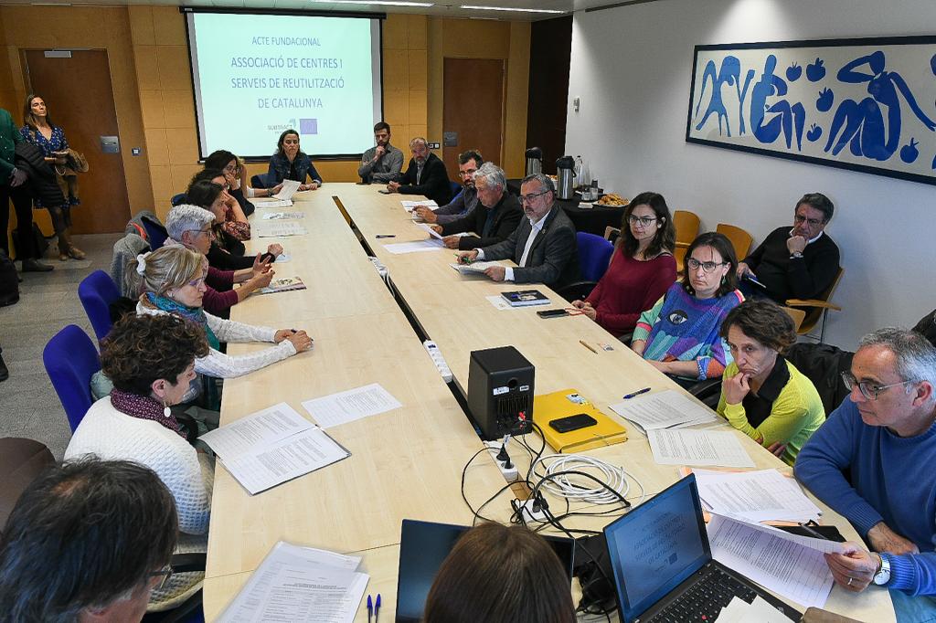 Nace la asociación catalana de centros y servicios de reutilización