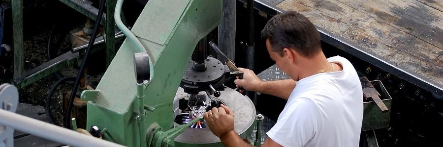 La CNMC advierte de que el apoyo a las empresas de la economía social no debe distorsionar el mercado