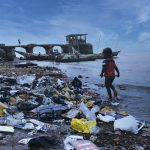15 políticas globales para reducir la contaminación por plástico