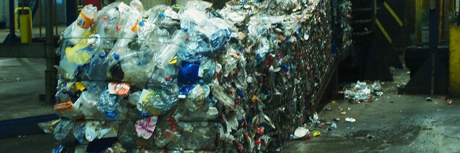 Un informe de Greenpeace sitúa la tasa de reciclaje de envases ligeros en el 37,3%