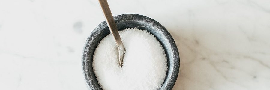 La sal de mesa podría ser el ingrediente secreto para un mejor reciclaje químico