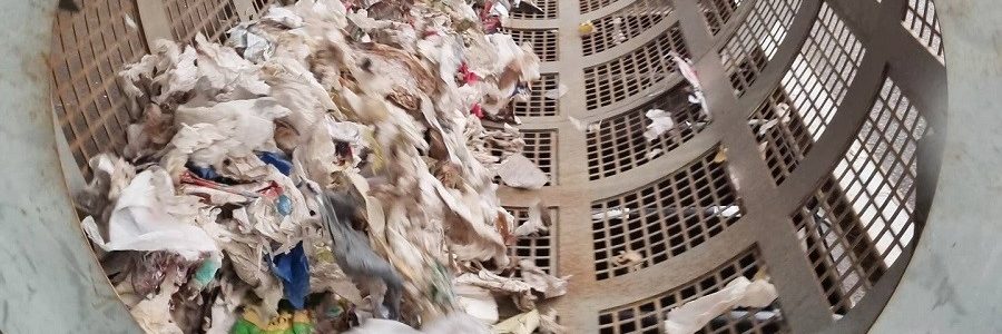 El proyecto EnEWA busca mejorar la recuperación de papel reciclable en los residuos mixtos