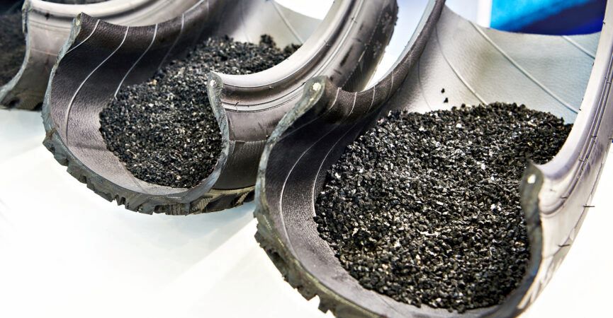 pirólisis para recuperar negro de carbón de los neumáticos usados
