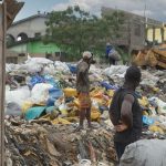 Los residuos plásticos están «fuera de control en toda África», según un estudio